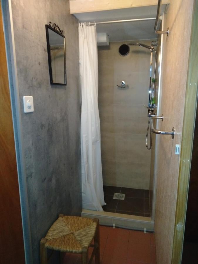 Petit Chalet Rustique Et Bucolique Bovernier Екстериор снимка